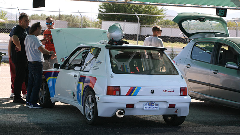 Peugeot 205 GTi Track day Megara